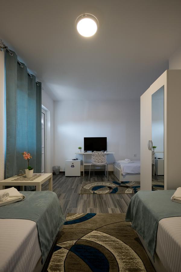 Stojakovo Bed & Breakfast Delikates מראה חיצוני תמונה