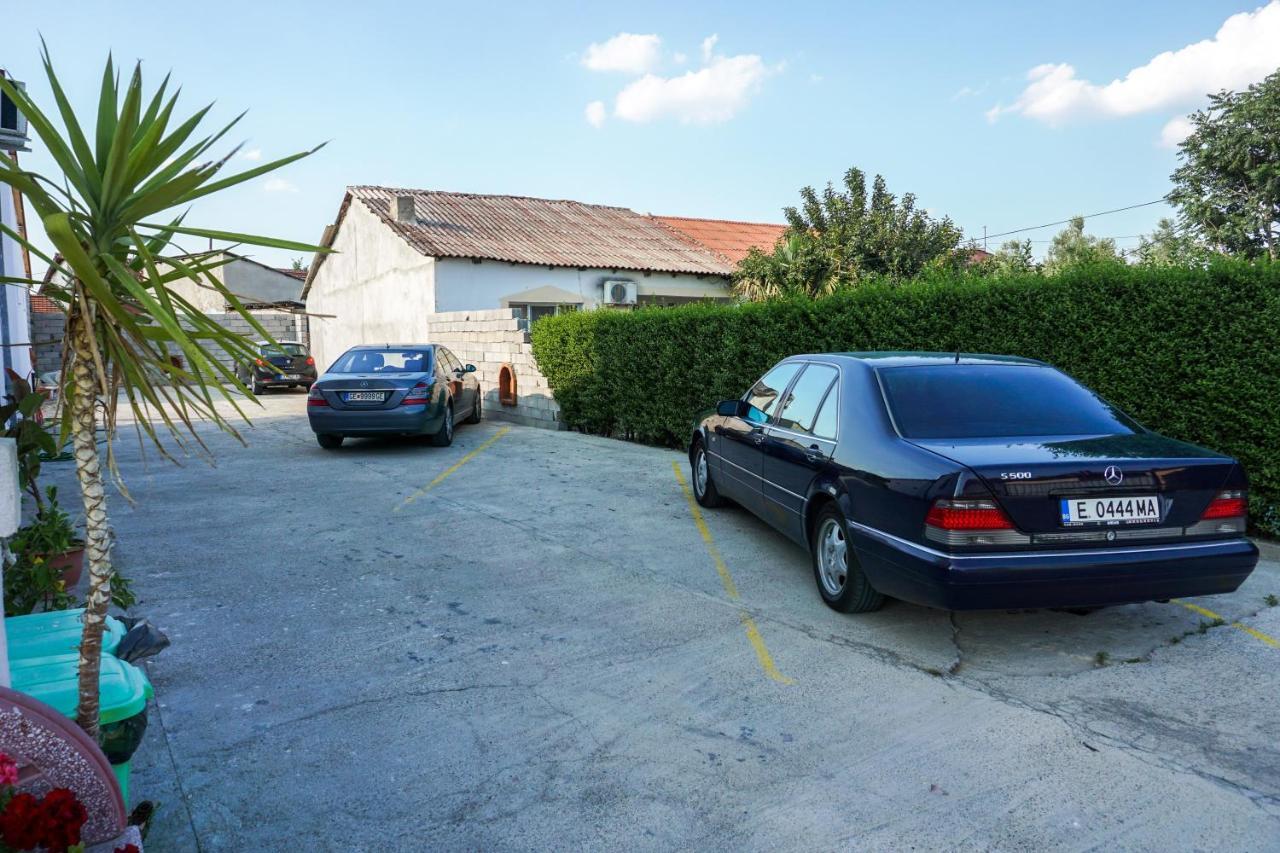 Stojakovo Bed & Breakfast Delikates מראה חיצוני תמונה