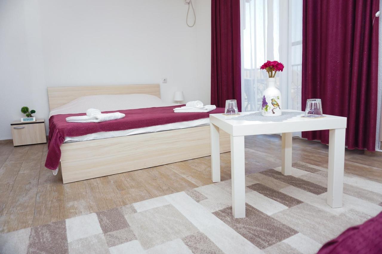 Stojakovo Bed & Breakfast Delikates מראה חיצוני תמונה