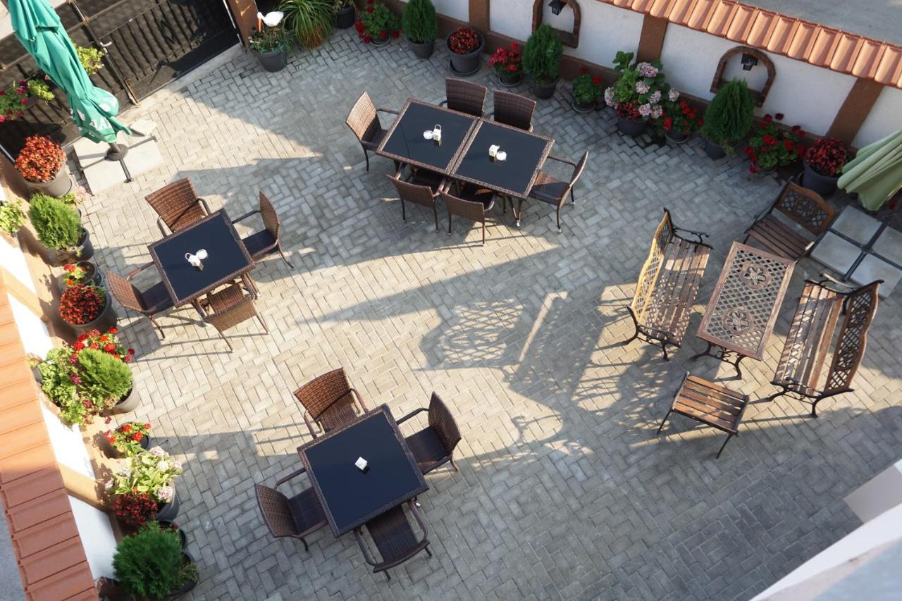 Stojakovo Bed & Breakfast Delikates מראה חיצוני תמונה